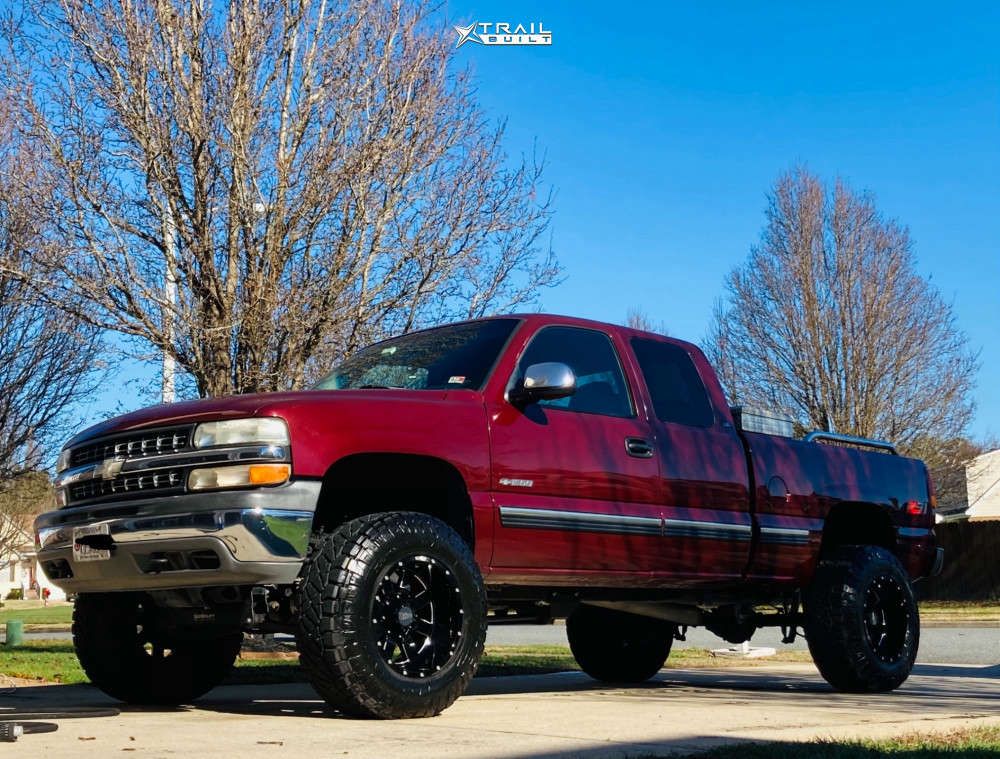 2000 Chevrolet Silverado 1500 Wheel Offset Super Aggressive 3"-5"  Suspension Lift 6" | 1488363 | TrailBuilt Off-Road