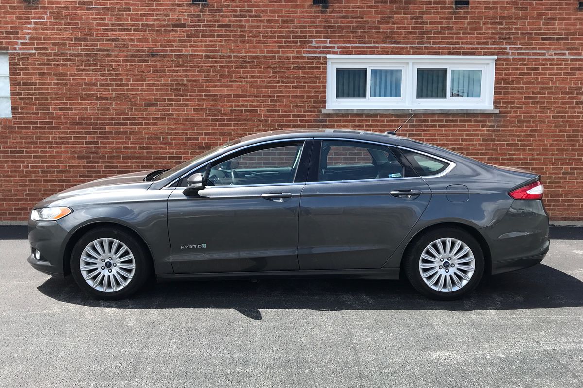 2015 Ford Fusion SE Hybrid Sedan 4D for Sale (109,030 miles) | Swap Motors