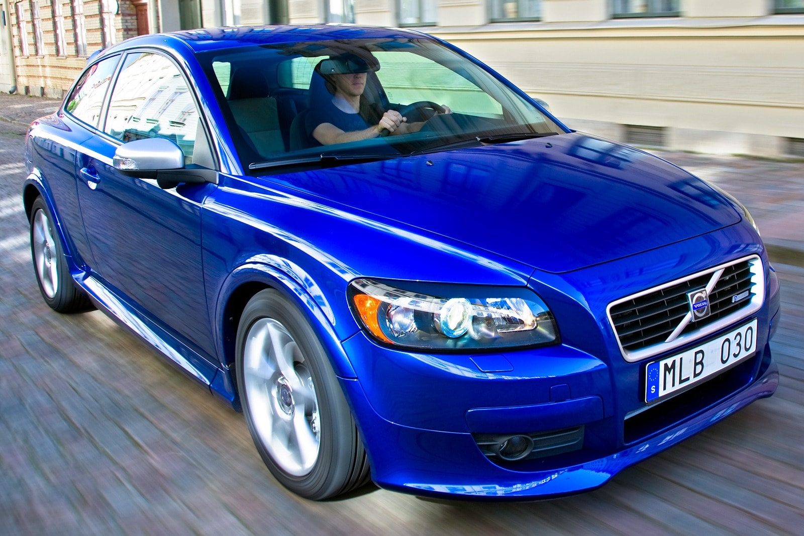 2010 Volvo C30 Review & Ratings | Edmunds