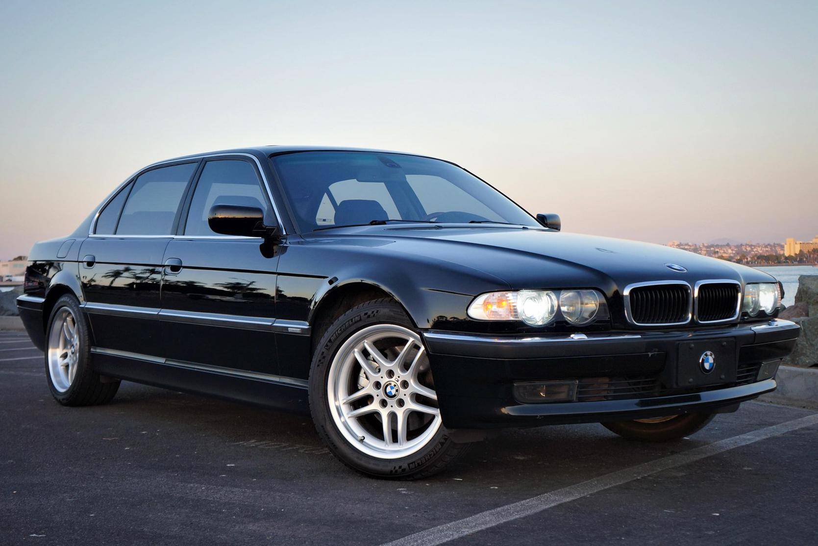 2000 BMW 740iL auction - Cars & Bids