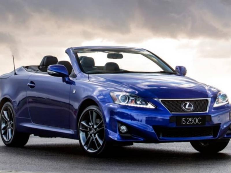 She say, he says: Lexus IS 250C - Drive