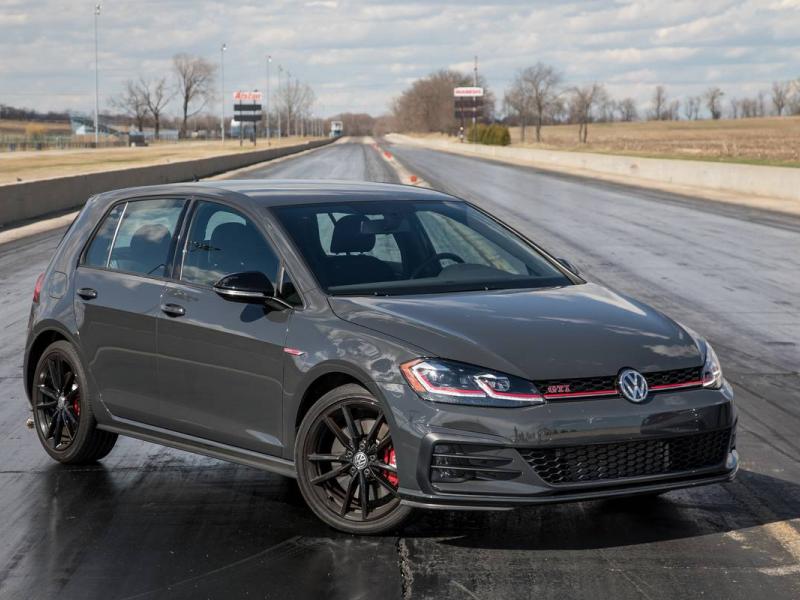 Volkswagen's 2019 Golf GTI Hot Hatch Nabs Top Safety Pick from IIHS |  Cars.com
