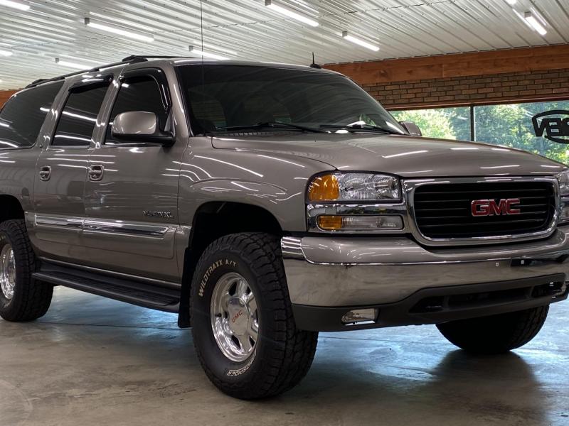 No Reserve: 47k-Mile 2002 GMC Yukon XL SLT 4x4 for sale on BaT Auctions -  sold for $31,250 on August 16, 2022 (Lot #81,656) | Bring a Trailer