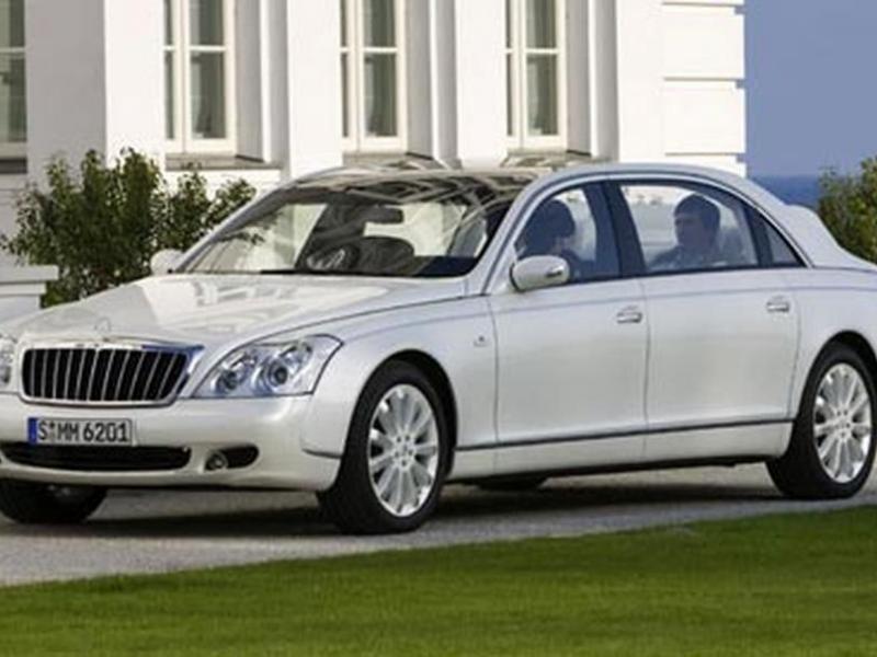 2012 Maybach Landaulet Review, Pricing and Specs