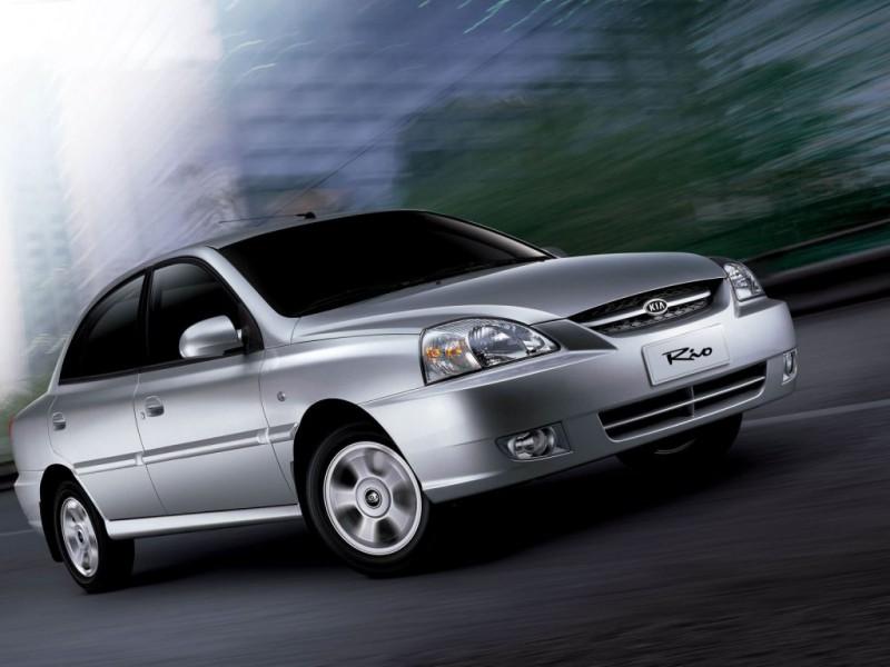 Kia RIO 2003 Sedan (2003, 2004, 2005) reviews, technical data, prices