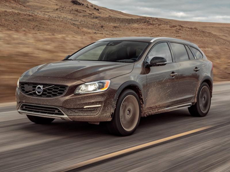 2018 Volvo V60 Cross Country First Test: Old Reliable