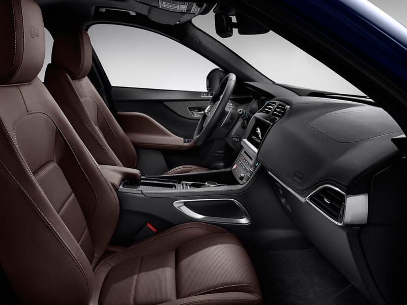 2018 Jaguar F-PACE Interior Features and Design