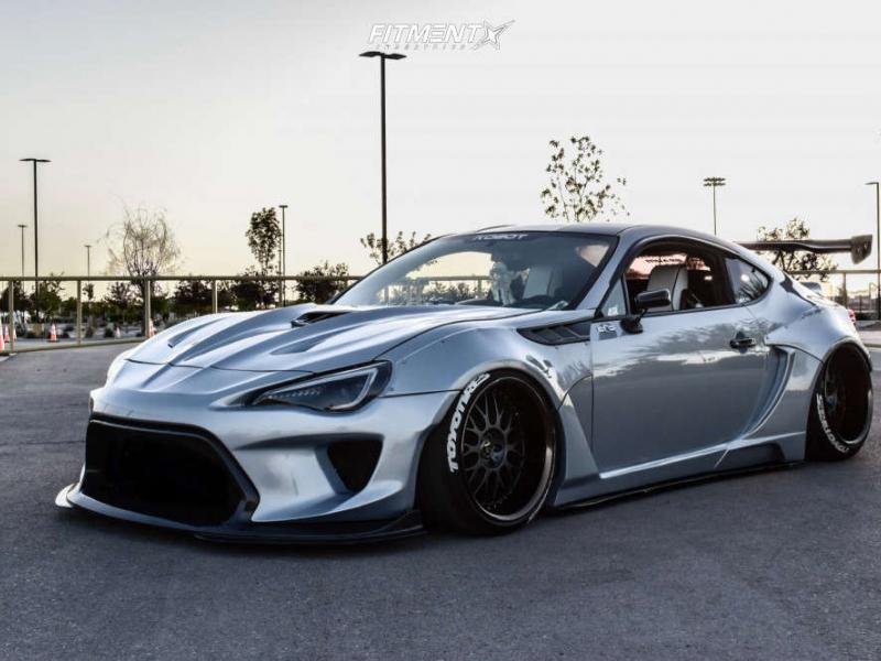 2013 Scion FR-S Base with 18x9.5 Work Vs Xx and Toyo Tires 245x40 on Air  Suspension | 1697058 | Fitment Industries