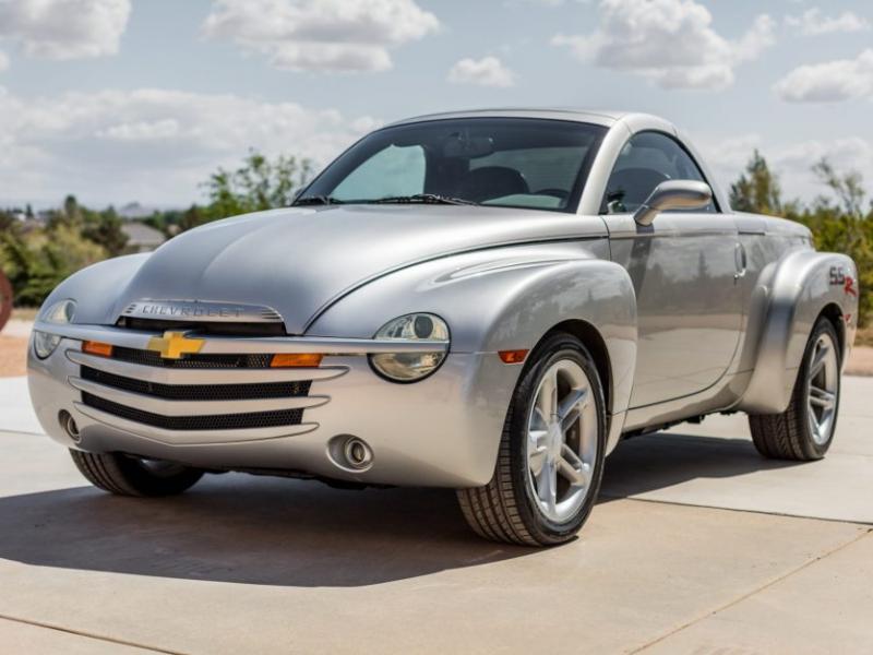 2004 Chevrolet SSR for sale on BaT Auctions - sold for $20,500 on June 16,  2021 (Lot #49,754) | Bring a Trailer