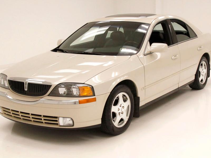 2000 Lincoln LS | Classic Auto Mall