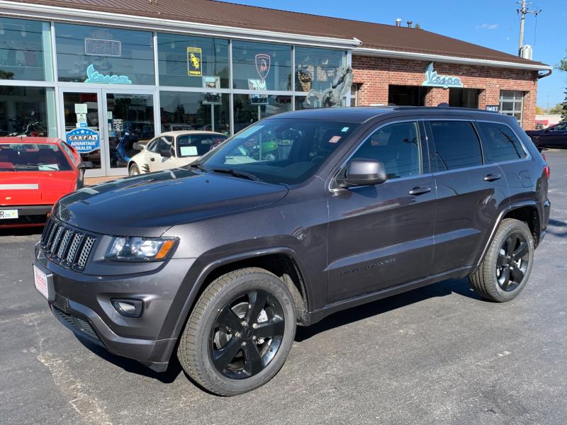 2015 Jeep Grand Cherokee Altitude 4x4 Stock # 0738 for sale near  Brookfield, WI | WI Jeep Dealer
