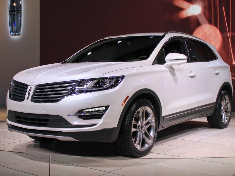 2015 Lincoln MKC Compact Crossover Pioneers New EcoBoost Engine: Live Photos