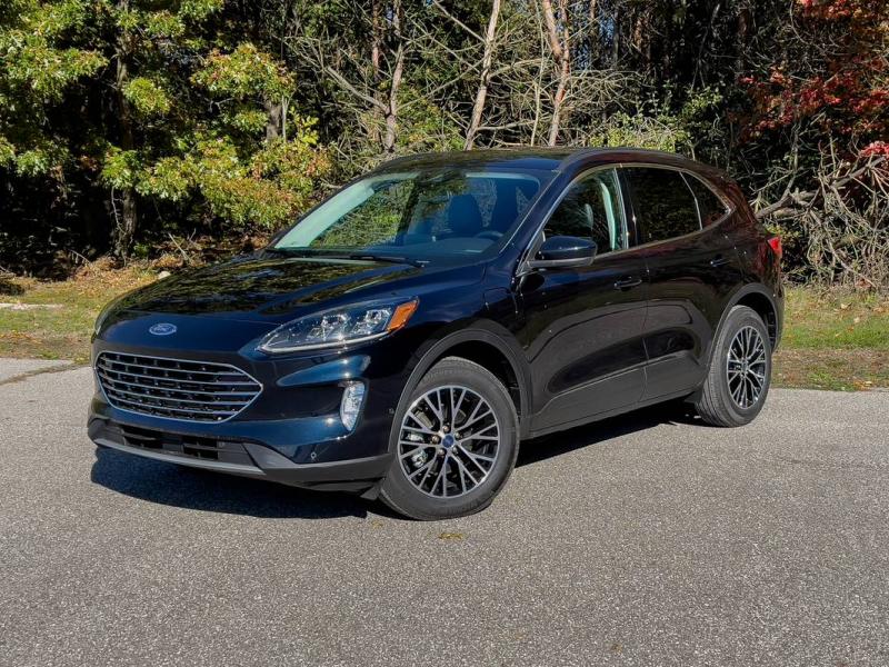 2021 Ford Escape Plug-In Hybrid: 7 Things We Like and 4 Things We Don't |  Cars.com