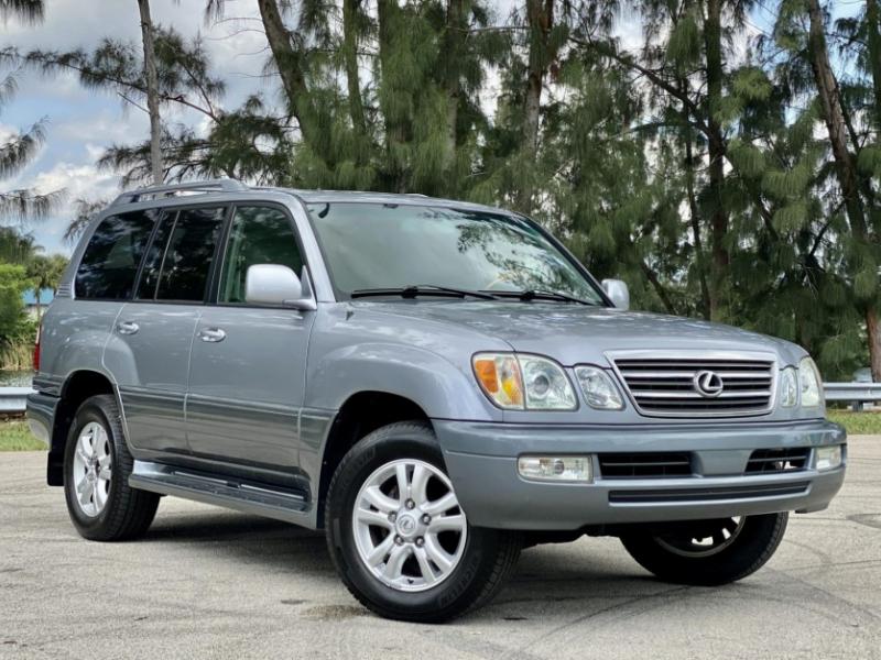 2005 Lexus LX470 for sale on BaT Auctions - sold for $32,550 on October 11,  2021 (Lot #57,090) | Bring a Trailer