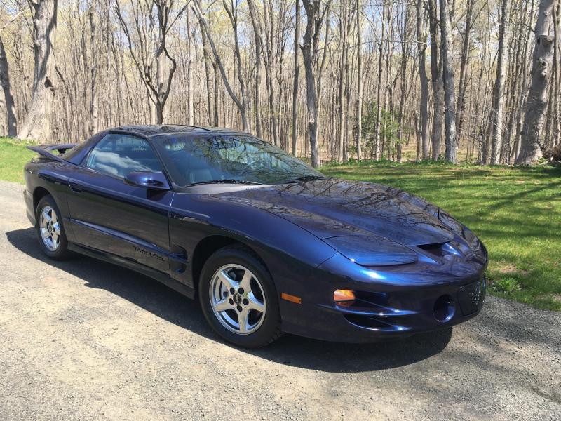2001 Pontiac Firebird Trans Am With 697 Miles Up For Auction