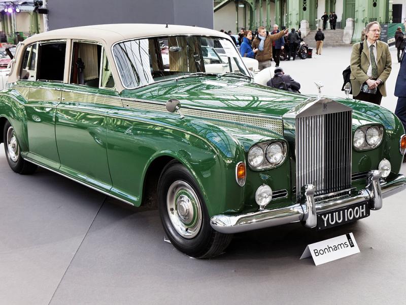 File:Paris - Bonhams 2013 - Rolls-Royce Phantom VI limousine - 1969 -  002.jpg - Wikimedia Commons