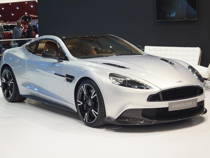 Aston Martin Vanquish - Wikipedia