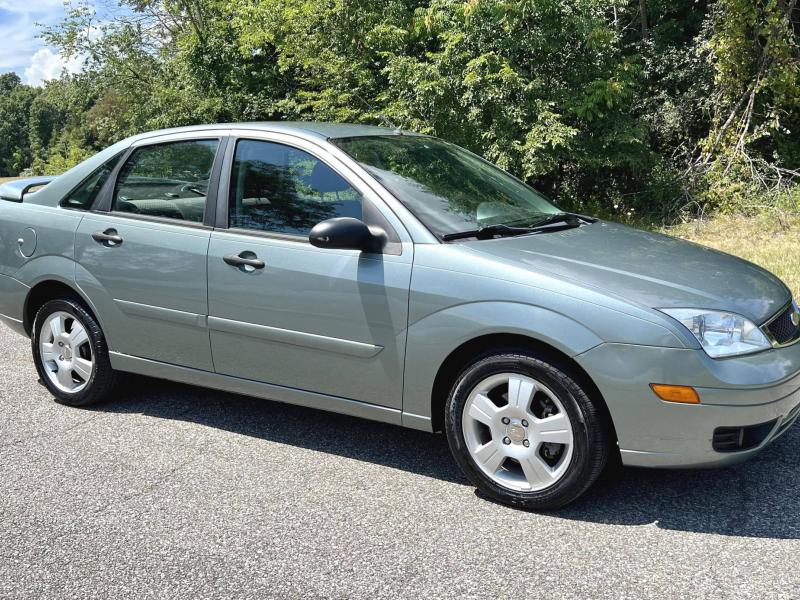 2006 Ford Focus ZX4 SES for Sale - Cars & Bids
