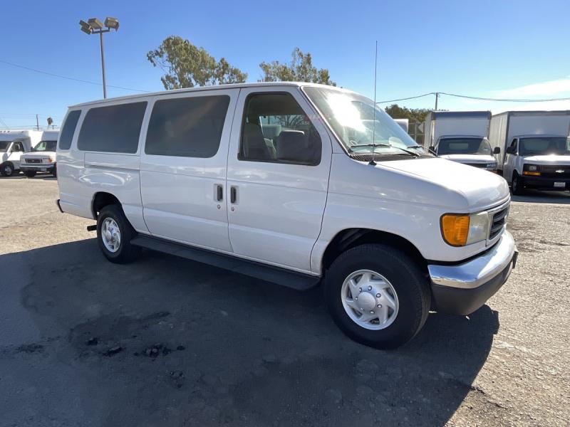Used 2005 Ford Econoline E-350 1FBSS31SX5HA83471 in Fountain Valley, CA |  Fam Vans