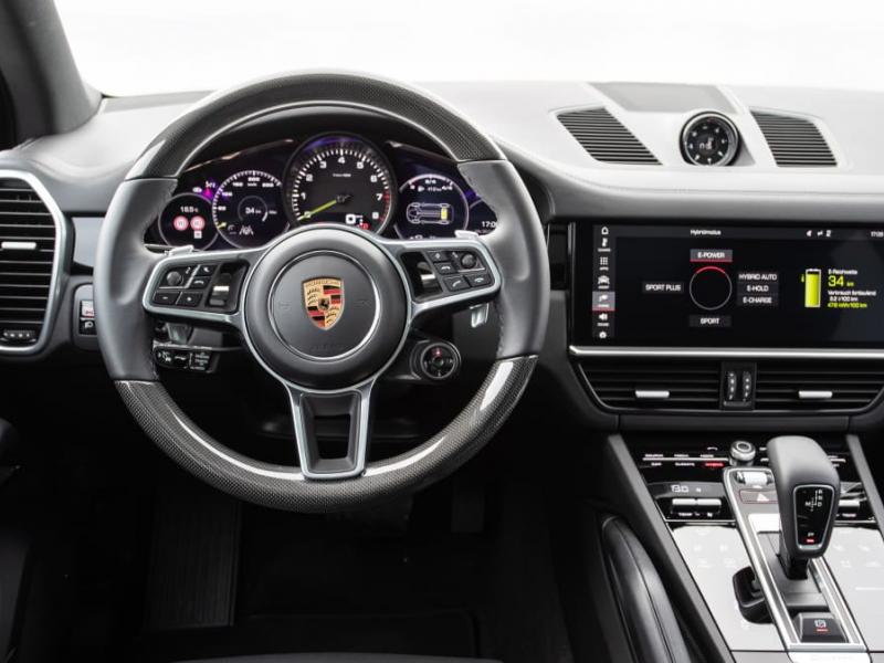 Porsche Cayenne E Hybrid Review