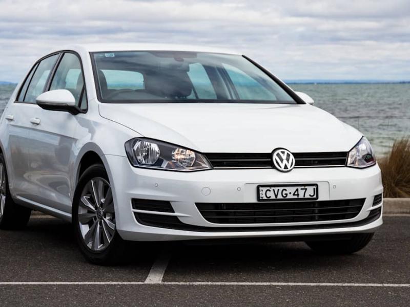 2015 Volkswagen Golf Review : 90TSI Comfortline DSG - Drive