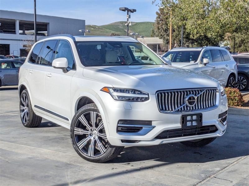New 2023 Volvo XC90 Recharge Plug-In Hybrid T8 Plus 6 Passenger 4D Sport  Utility in Pasadena #26230154 | Rusnak Auto Group