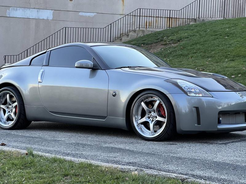 2004 Nissan 350Z Touring Coupe for Sale - Cars & Bids