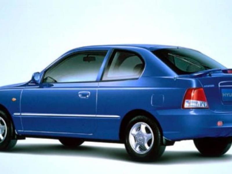 2001 Hyundai Accent GL review - Drive