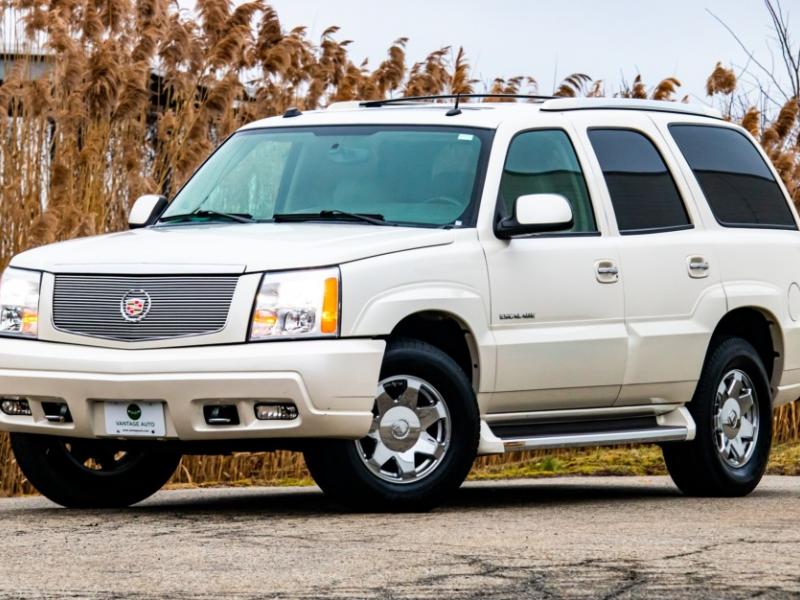 No Reserve: 23k-Mile 2005 Cadillac Escalade for sale on BaT Auctions - sold  for $21,000 on January 28, 2023 (Lot #96,932) | Bring a Trailer