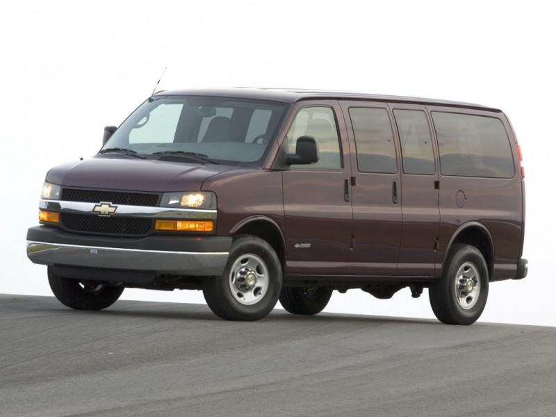 Chevrolet Express 2002 reviews, technical data, prices