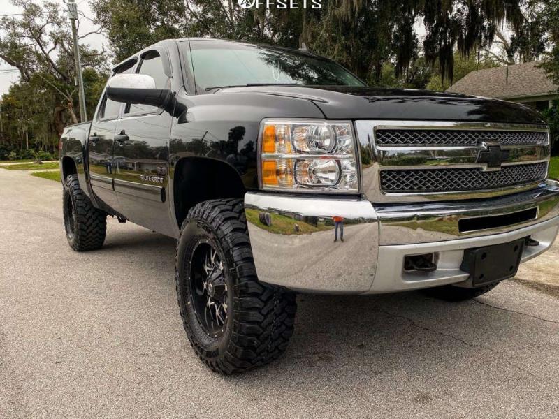 2013 Chevrolet Silverado 1500 with 18x9 Dropstars 645mb and 35/12.5R18  Falken Wildpeak Mt and Leveling Kit | Custom Offsets