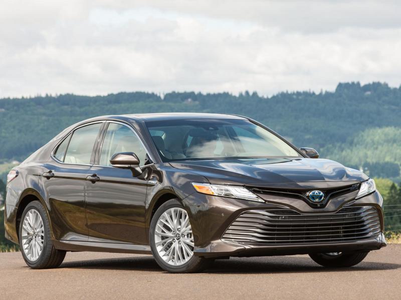 2019 Toyota Camry Hybrid: Review, Trims, Specs, Price, New Interior  Features, Exterior Design, and Specifications | CarBuzz
