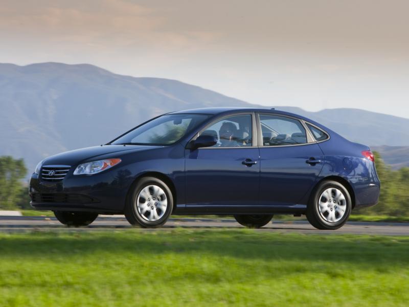 2010 Hyundai Elantra Review, Ratings, Specs, Prices, and Photos - The Car  Connection