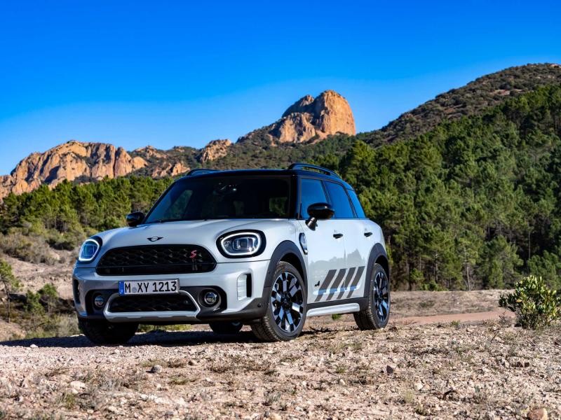 For adventures with a touch of individual style: the MINI Cooper S  Countryman ALL4 in the Untamed Edition.