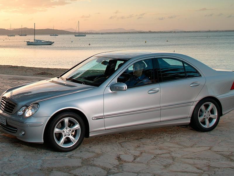 2007 Mercedes-Benz C-Class Review & Ratings | Edmunds