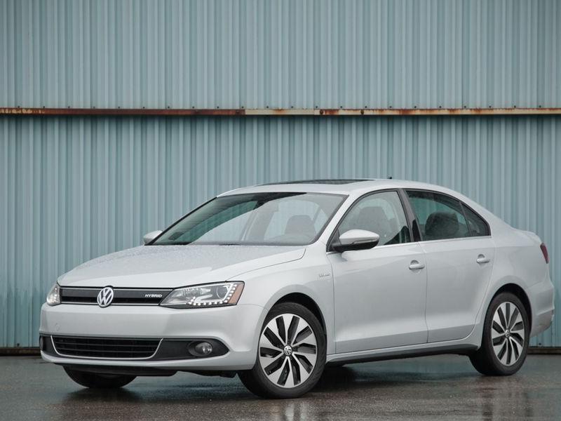 2013 Volkswagen Jetta Hybrid Test &#8211; Review &#8211; Car and Driver